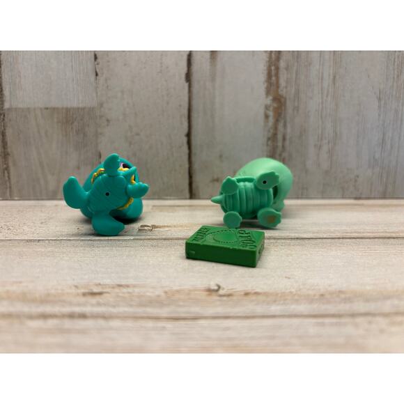 Littlest Pet Shop LPS Sea Turtle and Sparkle Gilturtle EUC - Picture 3 of 3